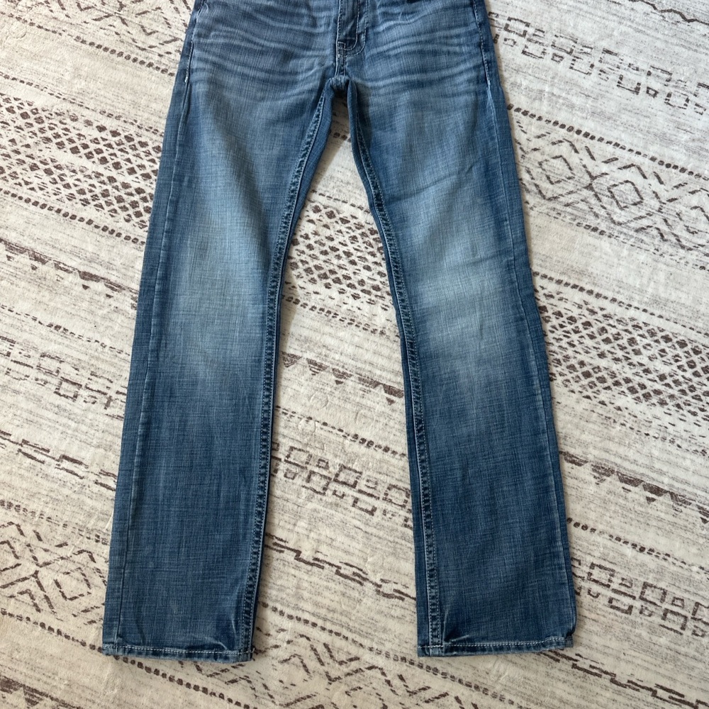 BKE Aiden Jeans Boys 27x32 Medium Wash Straight Fit Classic Denim